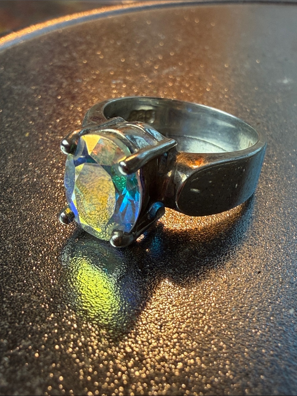 Silver 925 Solitaire Ring w.Iridescent Topaz / Mystic Topaz Stone Sz. 6 Vintage
